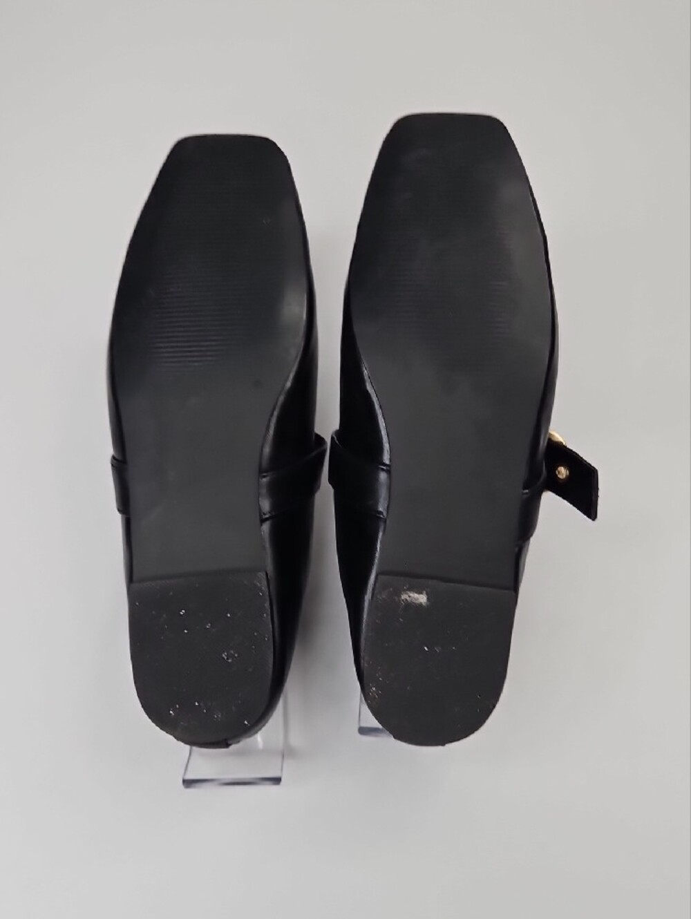 Aqua Stella Black Leather Mary Jane Flats with Gold Buckles Size 7.5 - Picture 5 of 7